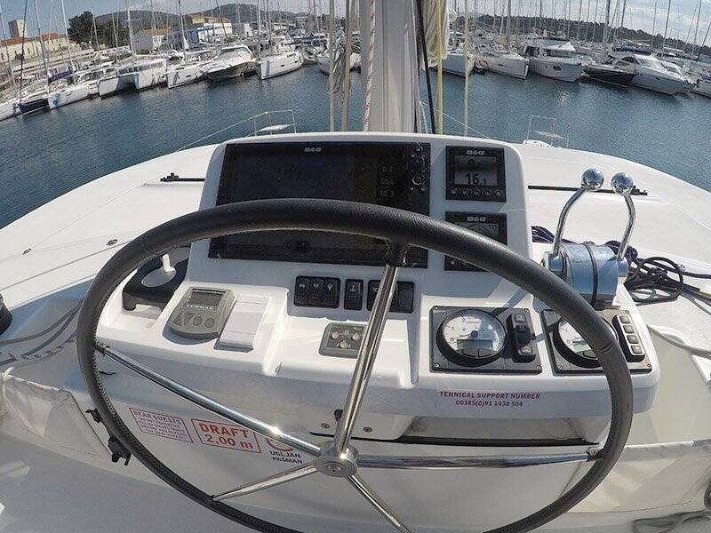 Catamaran Lagoon 50 Zuzo I