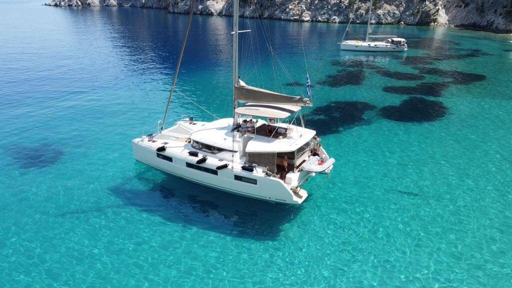 Catamaran Lagoon 50 Victoria