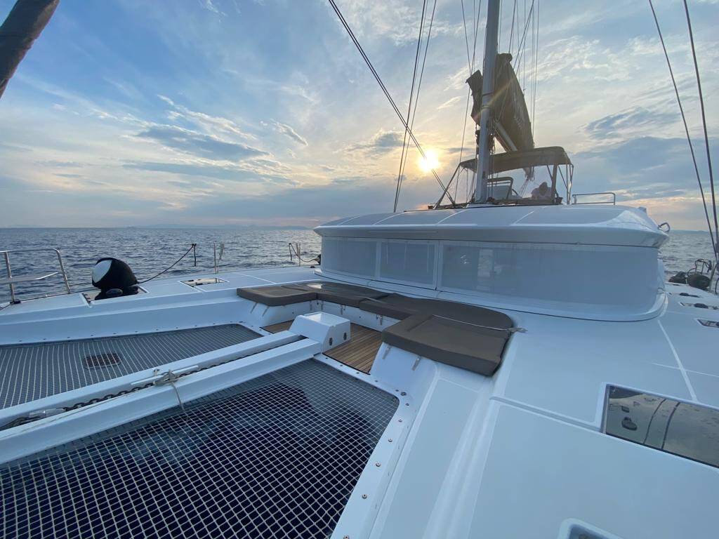 Catamaran Lagoon 50 Victoria