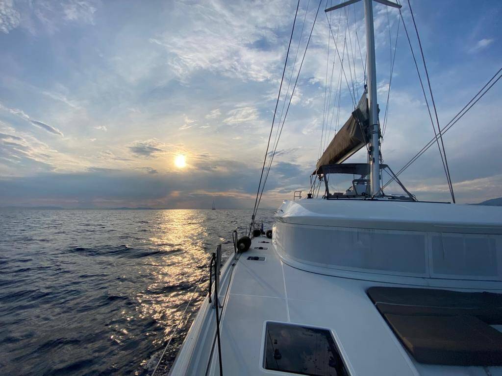 Catamaran Lagoon 50 Victoria