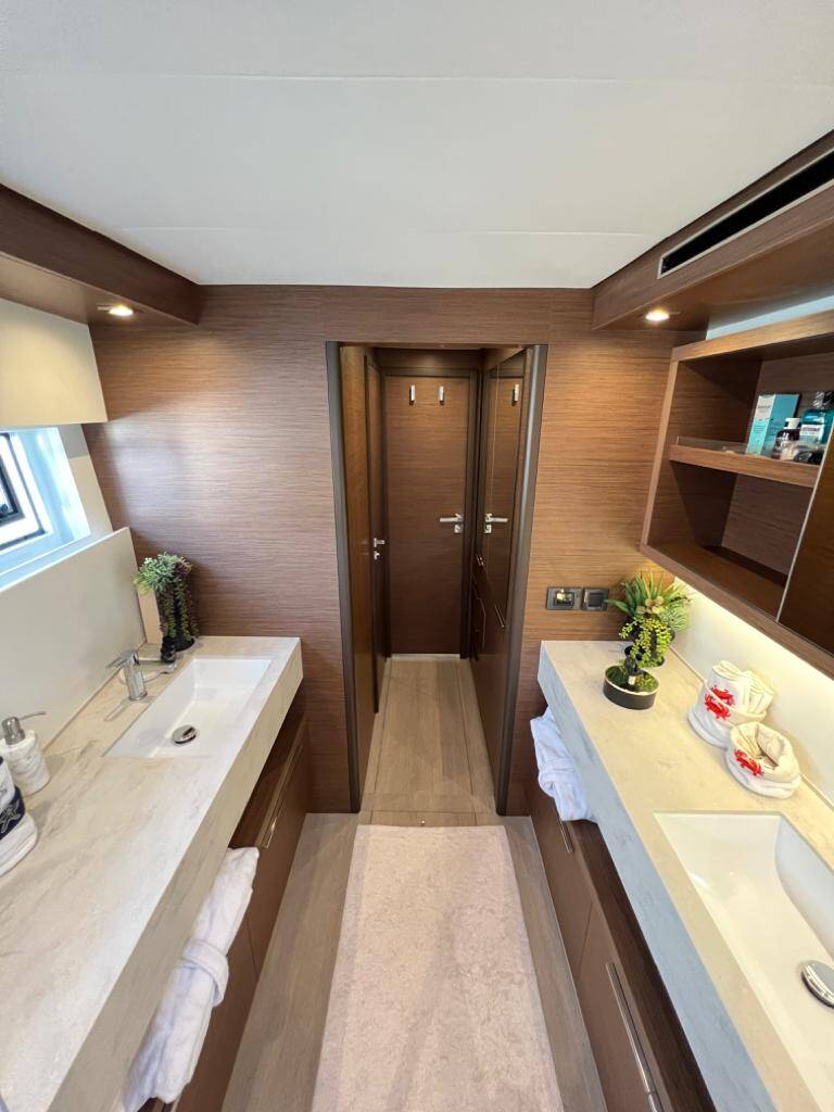 Catamaran Lagoon 50 Swice