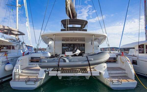 Lagoon 50 Sail La Vie