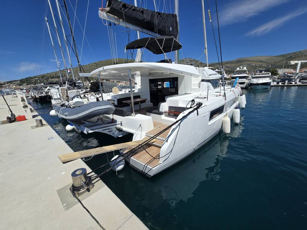 Catamaran Lagoon 50 Sail La Vie