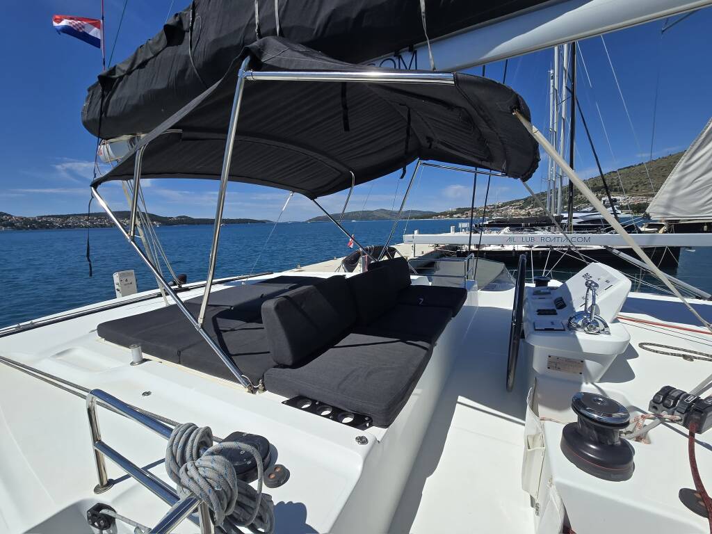 Catamaran Lagoon 50 Sail La Vie