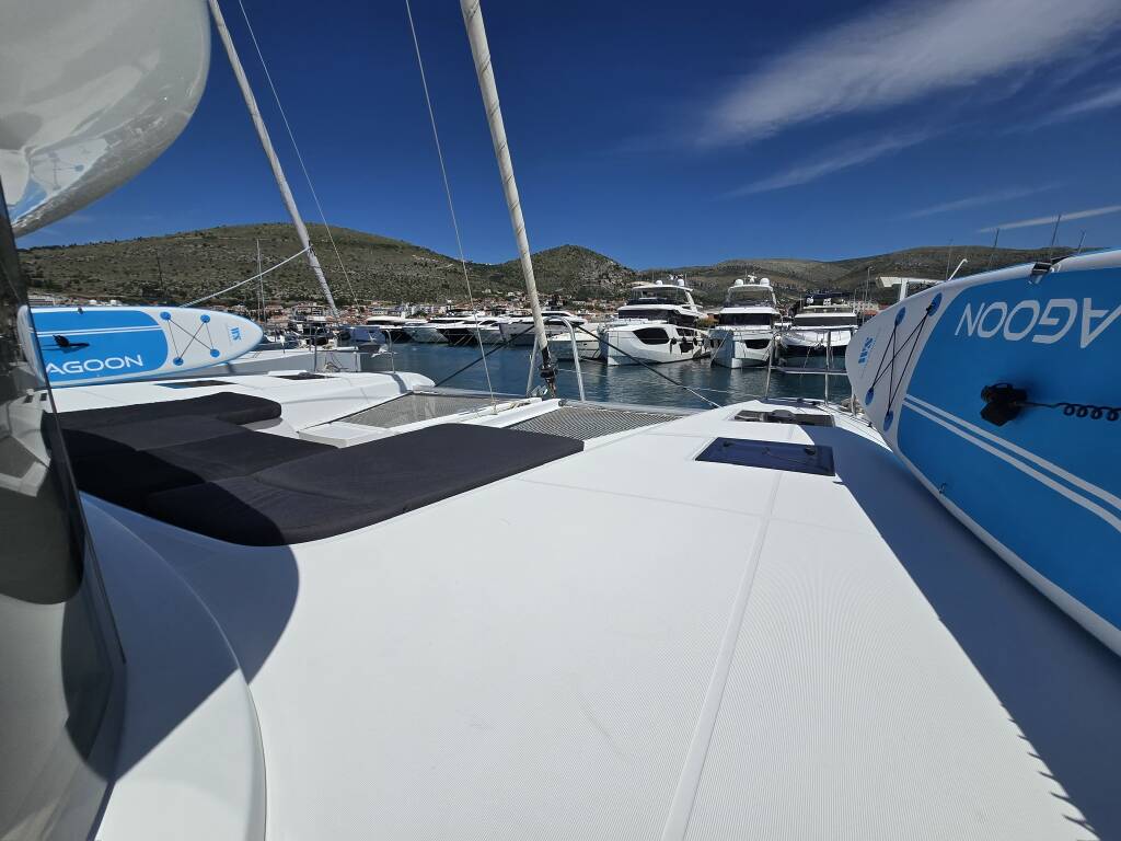 Catamaran Lagoon 50 Sail La Vie