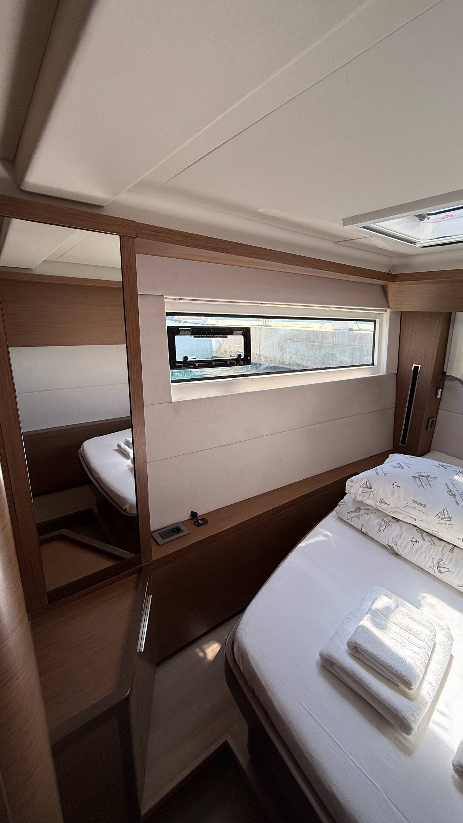 Catamaran Lagoon 50 Sail La Vie