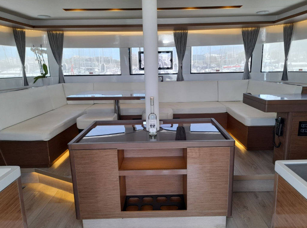 Katamaran Lagoon 50 Icarus