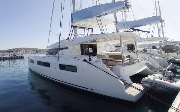 Lagoon 50 Vi La Ut Trogir, Yachtclub Seget (Marina Baotić)