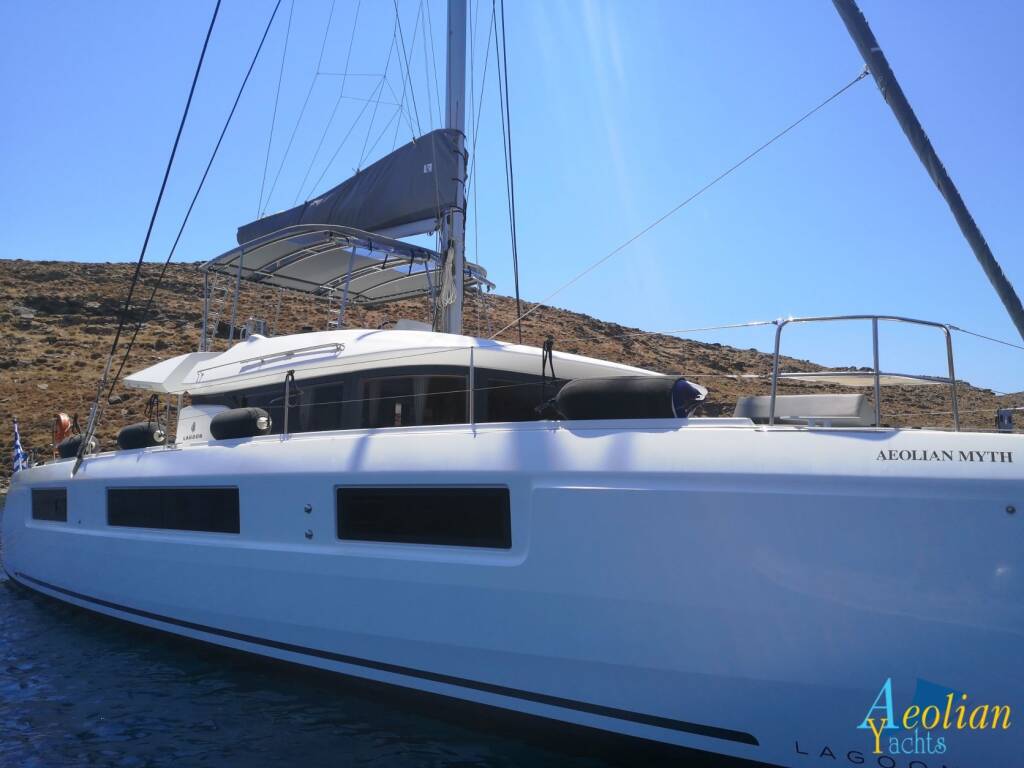 Catamaran Lagoon 50 Aeolian Myth