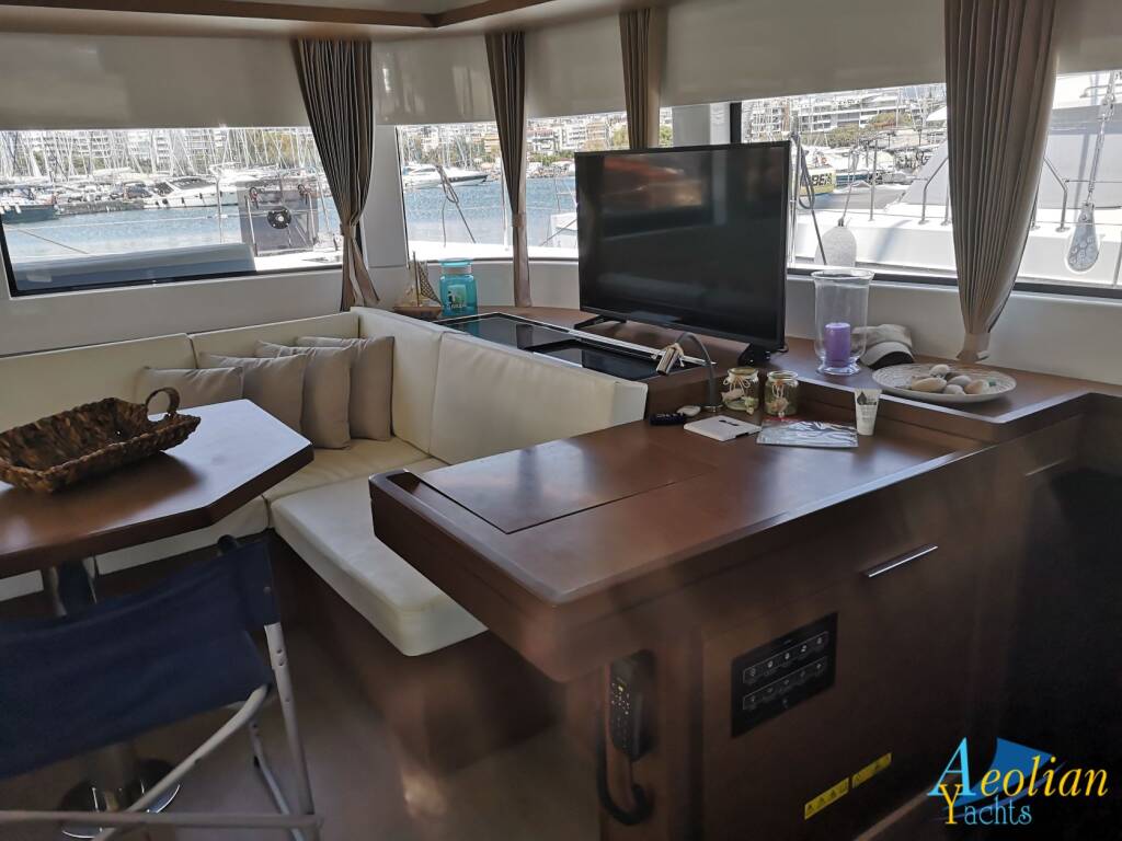 Catamaran Lagoon 50 Aeolian Myth
