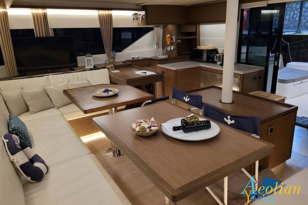 Catamaran Lagoon 50 Aeolian Myth