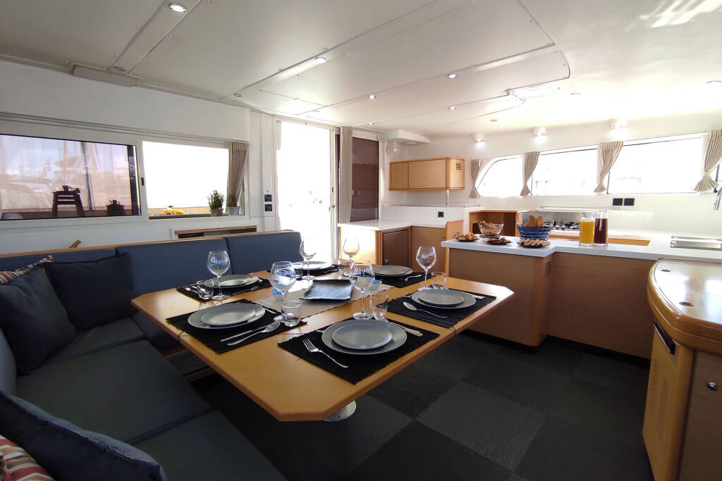 Catamaran Lagoon 500 The Full House