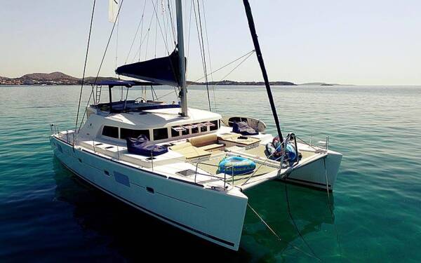 Lagoon 500 Casino Royale Athens, Alimos marina