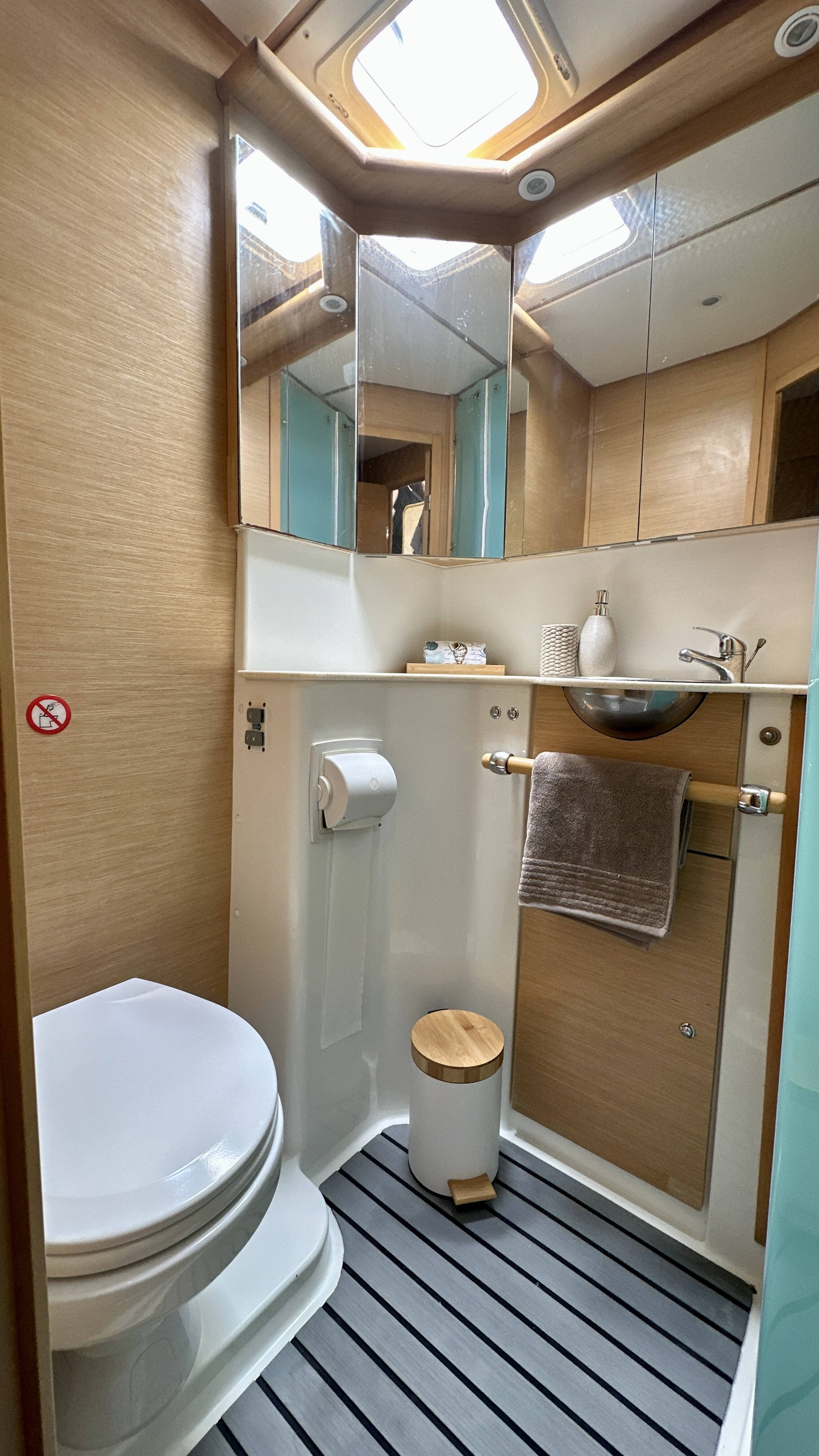 Katamaran Lagoon 500 Infinity