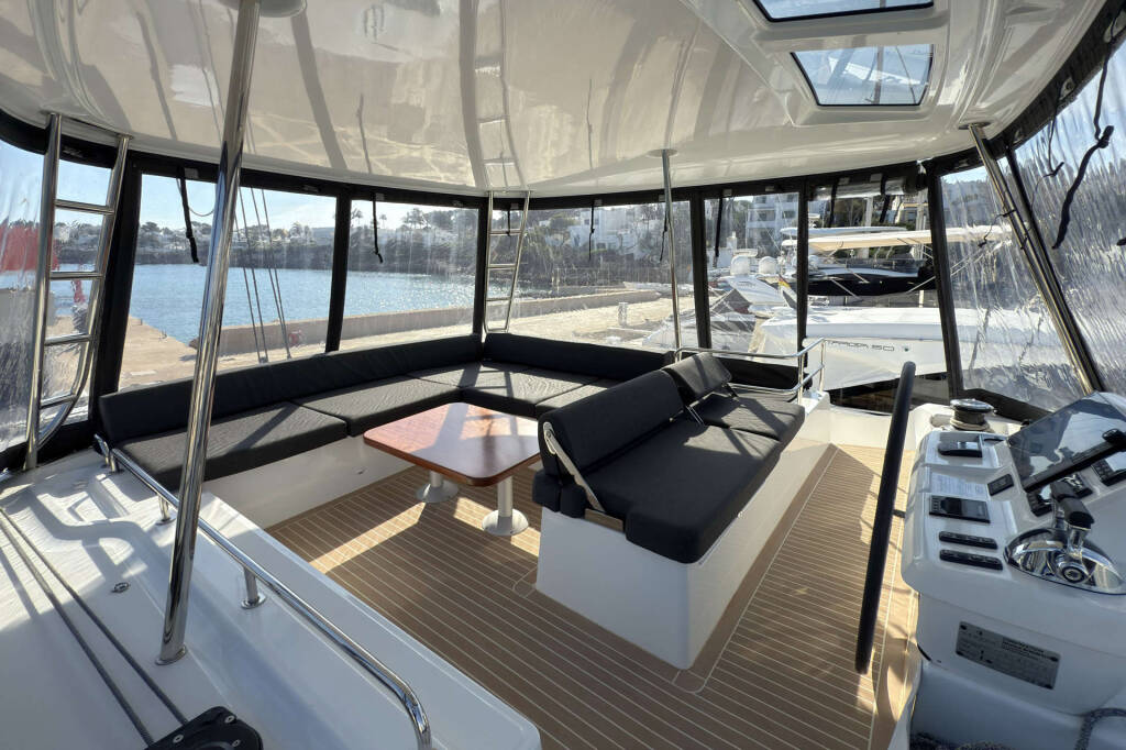 Catamaran Lagoon 51 OW Selanja