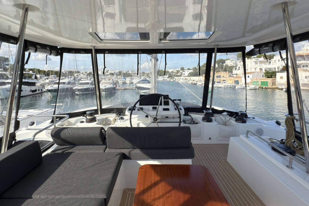 Catamaran Lagoon 51 OW Selanja