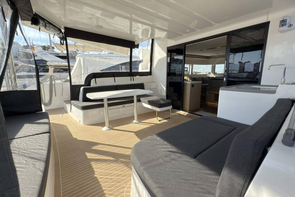 Catamaran Lagoon 51 OW Selanja