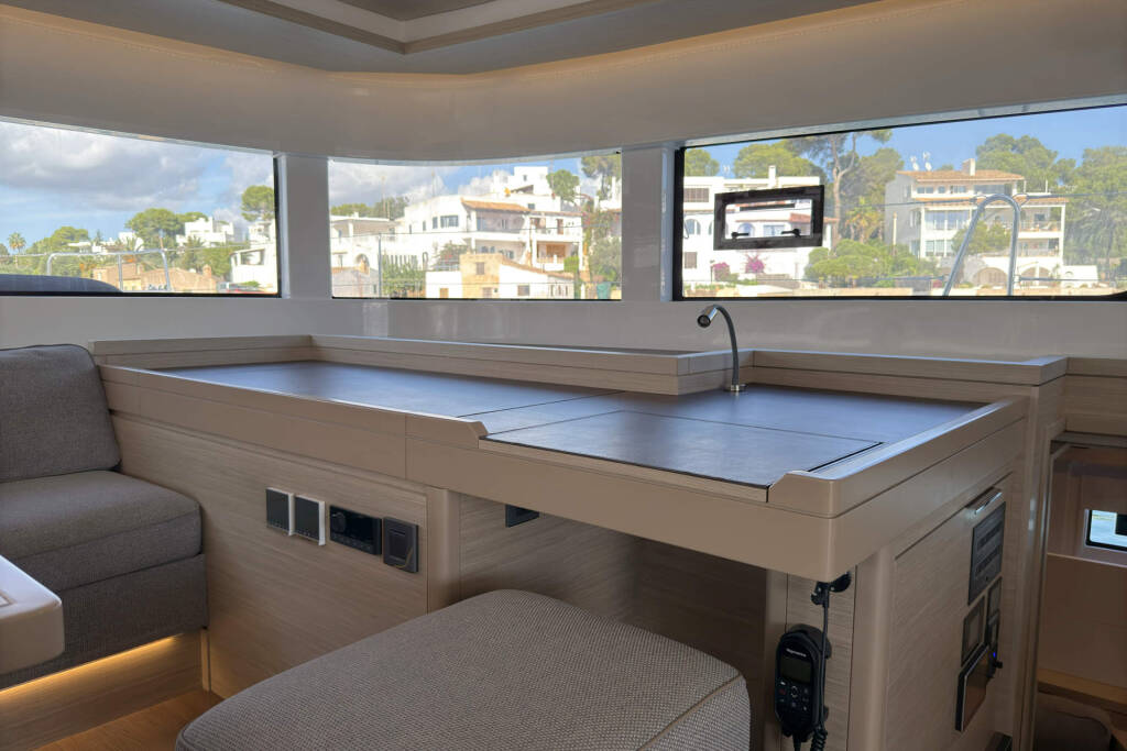 Catamaran Lagoon 51 OW Selanja