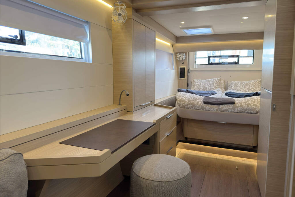 Catamaran Lagoon 51 OW Selanja