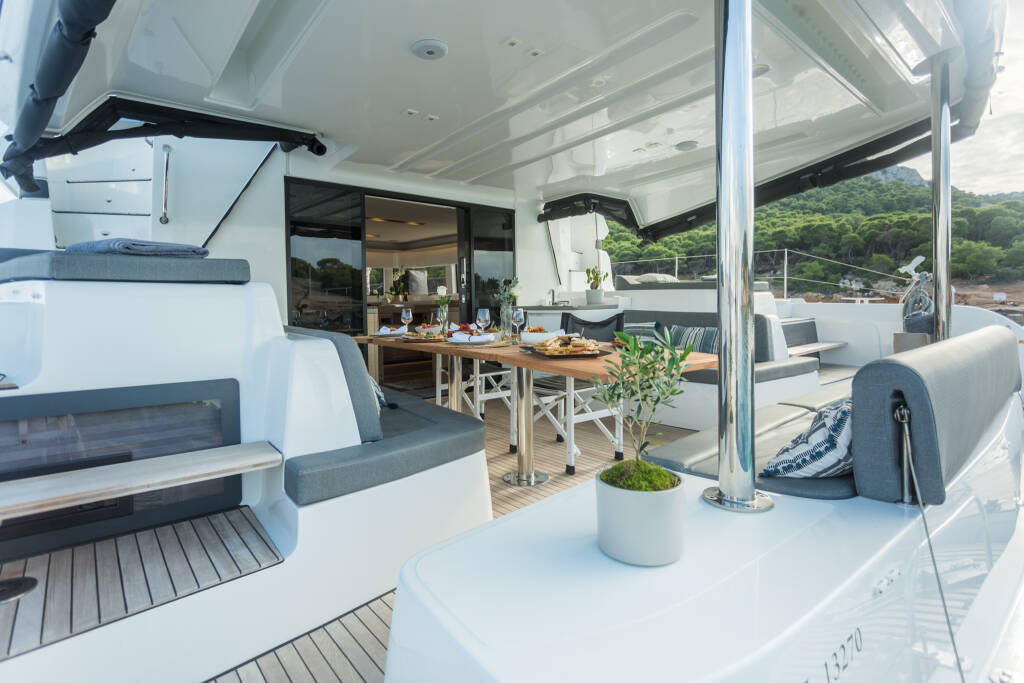 Catamaran Lagoon 51 Jewel