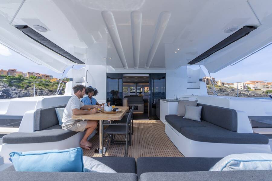 Catamaran Lagoon 51 Maestro