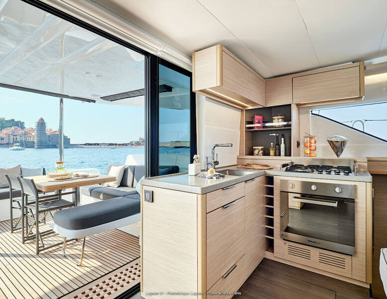 Catamaran Lagoon 51 Maestro