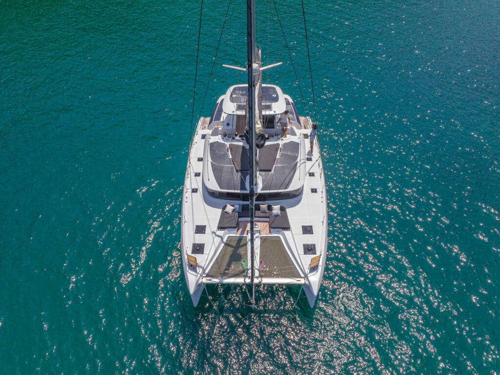 Catamaran Lagoon 51 One Feeling