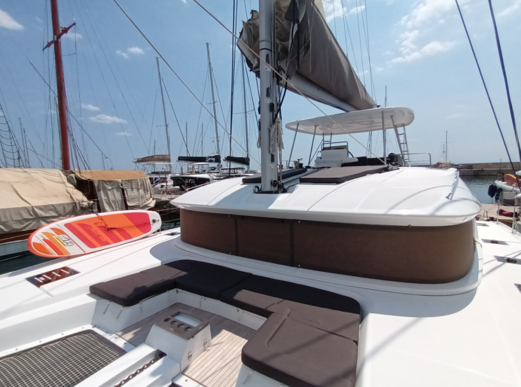 Catamaran Lagoon 51 Minotavros
