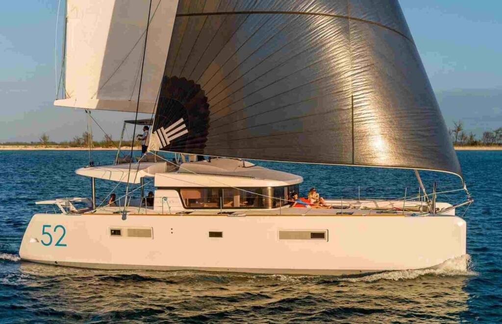 Catamaran Lagoon 52 F Sherman