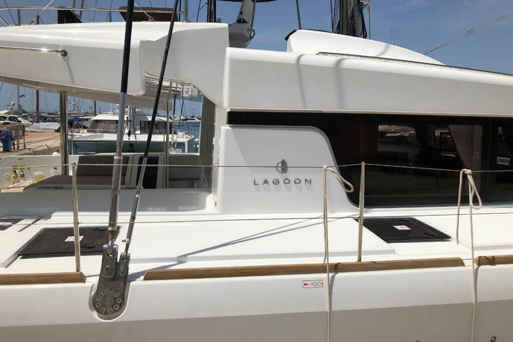 Catamaran Lagoon 52 F Sherman