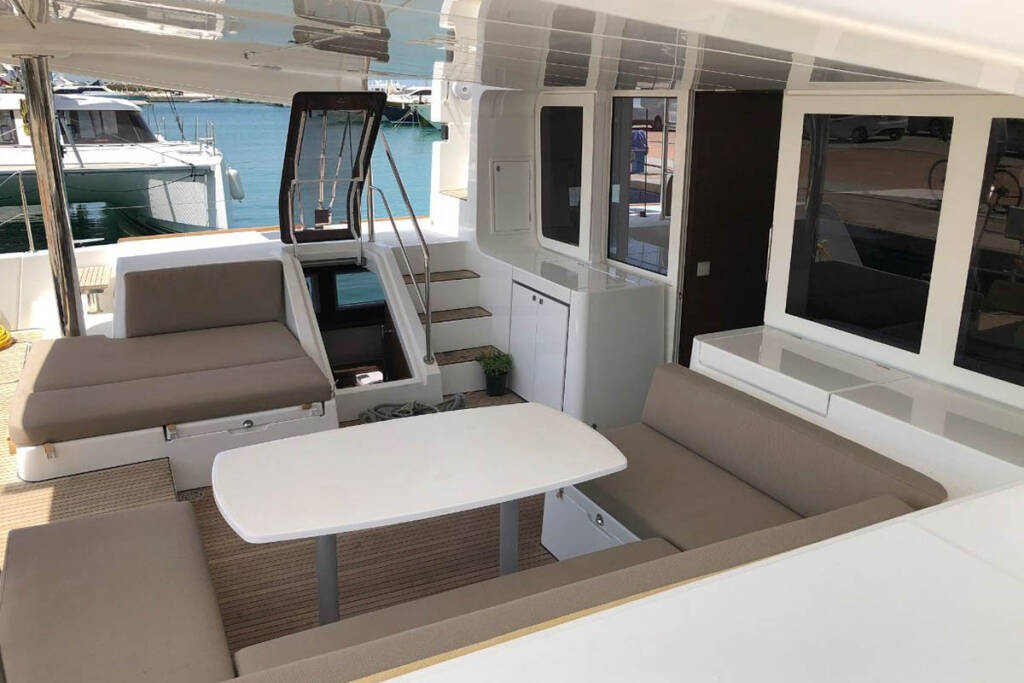 Catamaran Lagoon 52 F Sherman