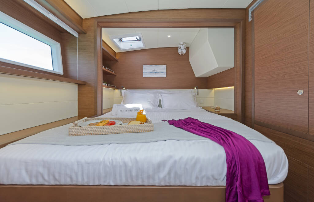 Catamaran Lagoon 52 Summer Star