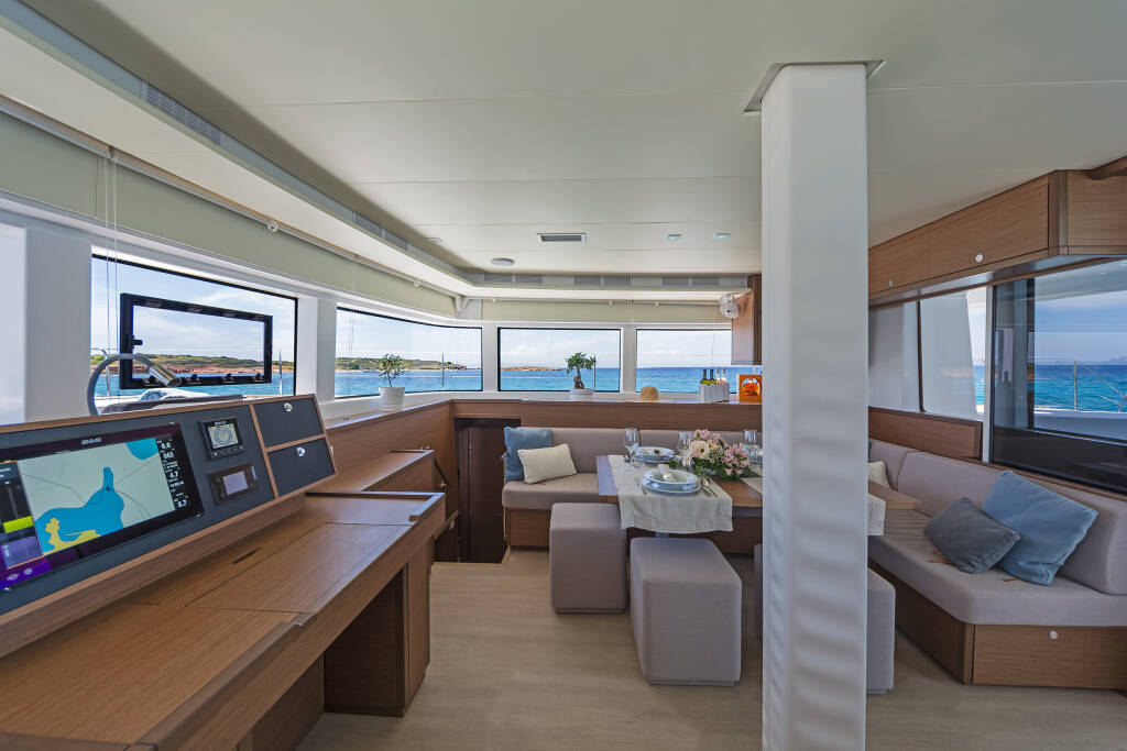 Catamaran Lagoon 52 Summer Star