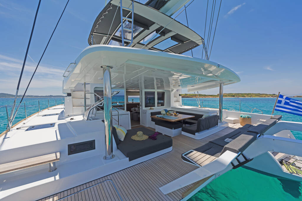 Catamaran Lagoon 52 Summer Star