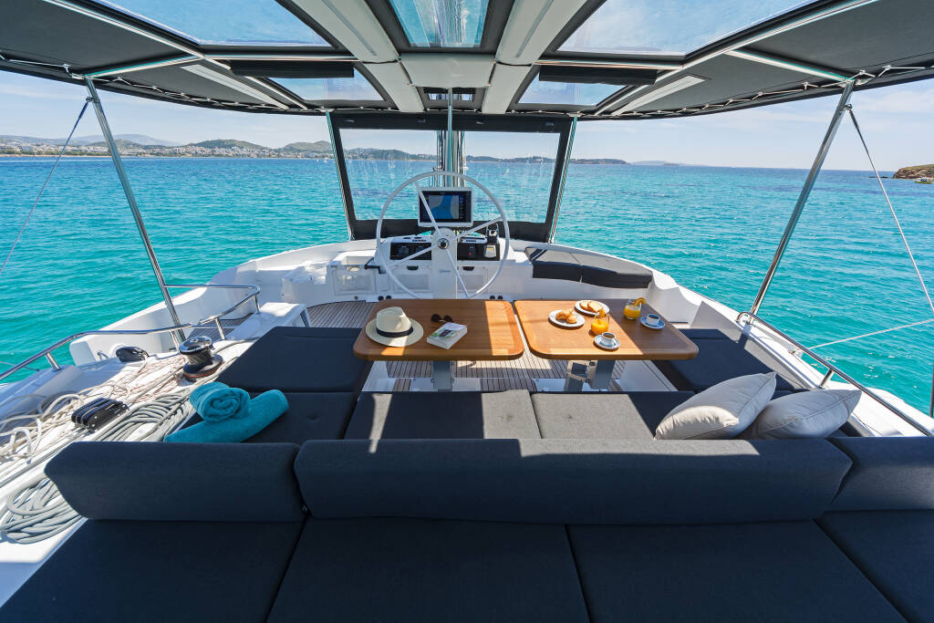 Catamaran Lagoon 52 Summer Star