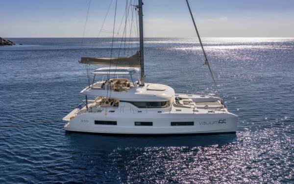 Lagoon 55 Valium 55 Athens, Agios Kosmas marina