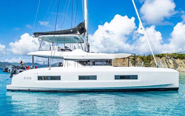 Lagoon 55 Valinor GRE (Crewed) Athens, Agios Kosmas marina