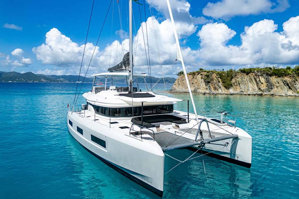 Catamaran Lagoon 55 Valinor GRE (Crewed)