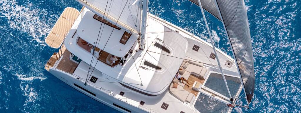 Catamaran Lagoon 55 IRIS