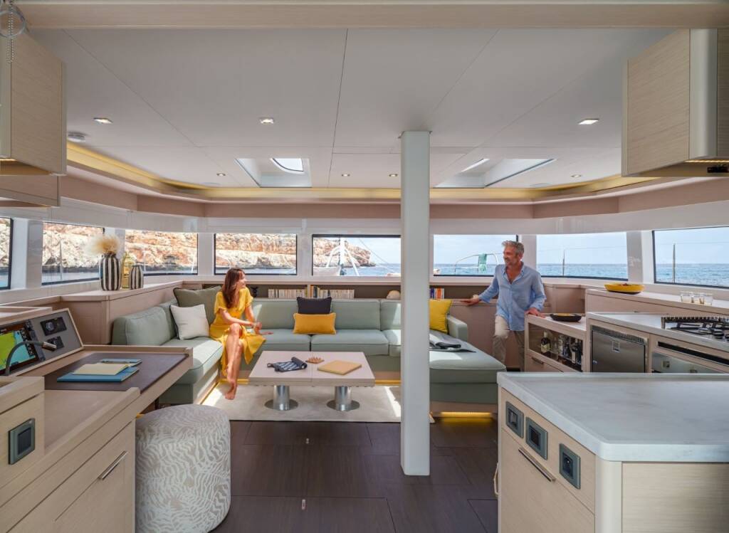 Catamaran Lagoon 55 IRIS