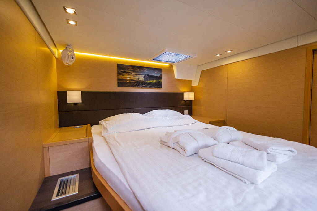 Katamaran Lagoon 560 S2 Eagle of Norway (Crewed)