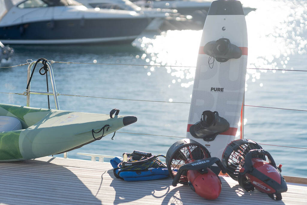 Catamaran Lagoon 560 S2 Starlight (Crewed) 