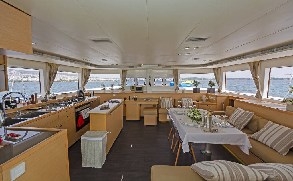 Catamaran Lagoon 560 Meliti