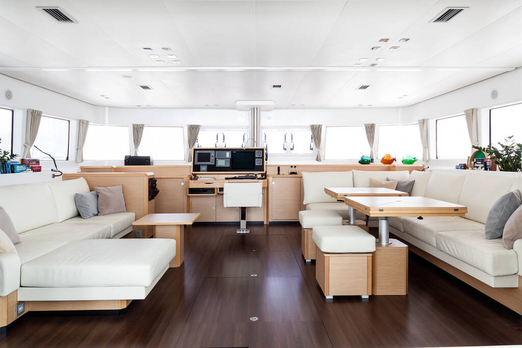 Katamaran Lagoon 620 Nova