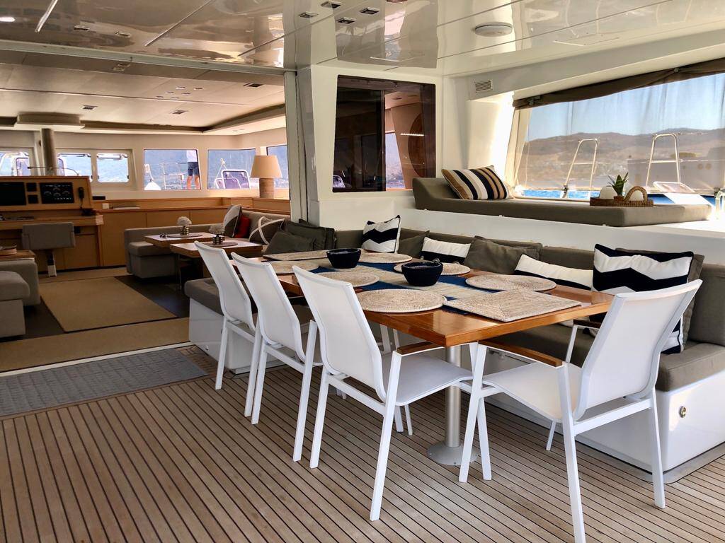 Catamaran Lagoon 620 Camaron