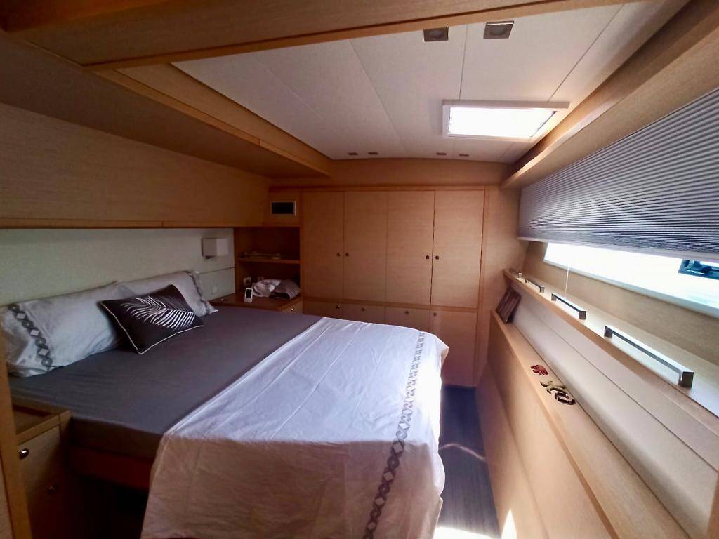 Catamaran Lagoon 620 Camaron