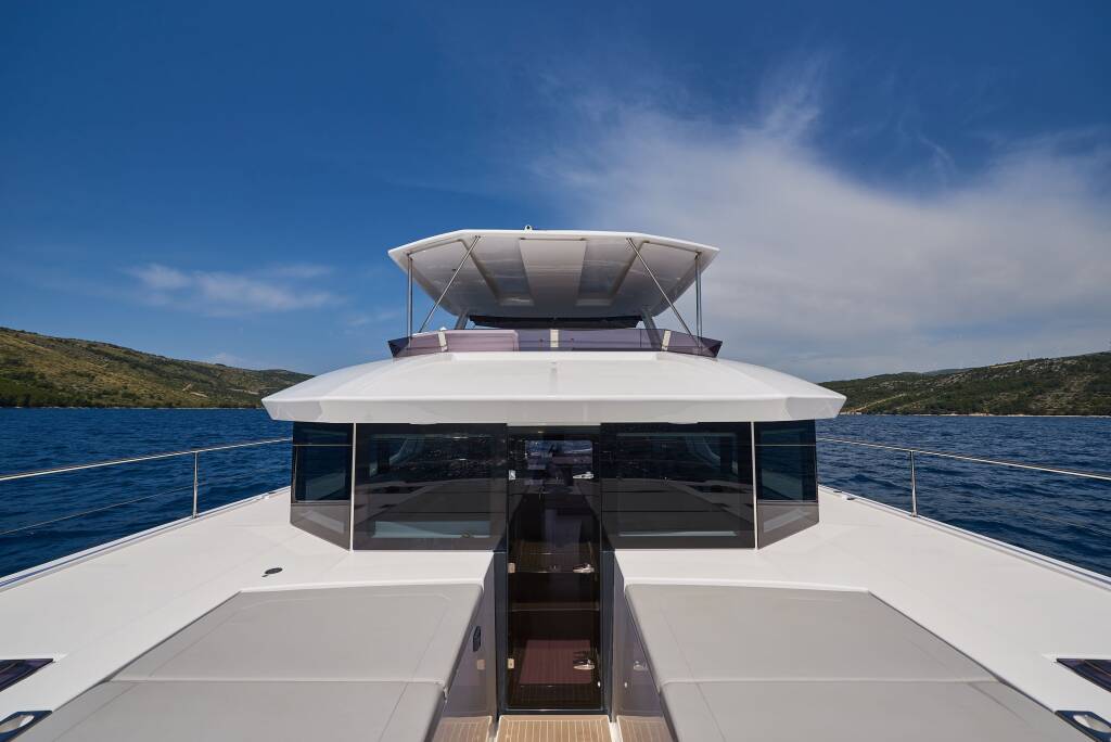 Power catamaran Leopard 53 - OW Good Vibes