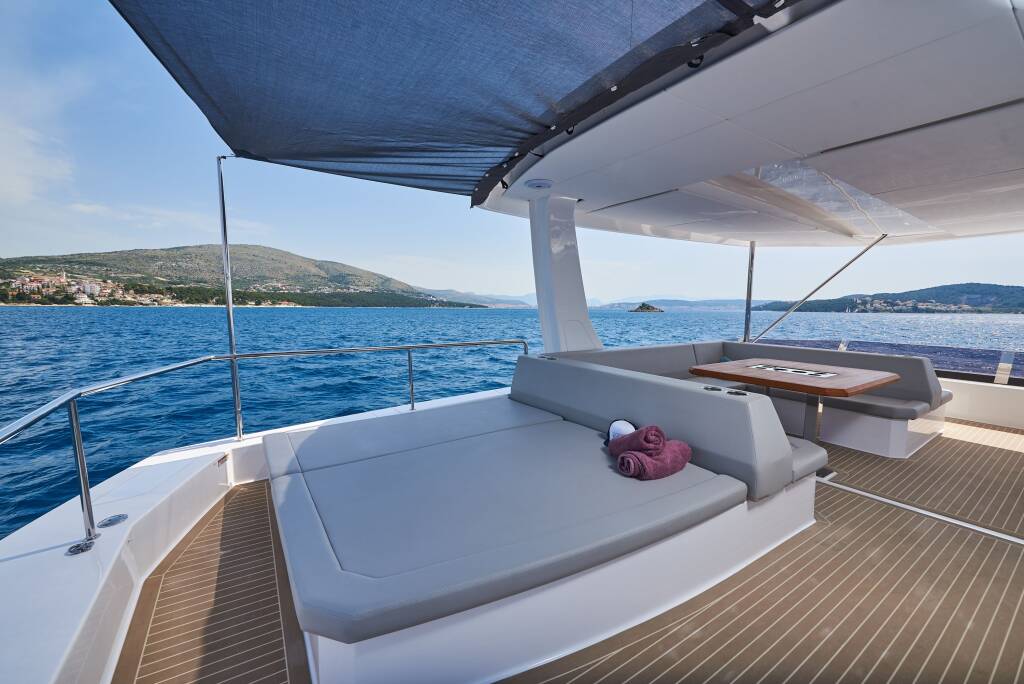 Power catamaran Leopard 53 - OW Good Vibes