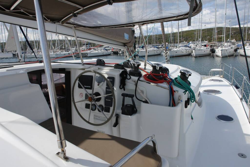 Katamaran Lipari 41 Argos