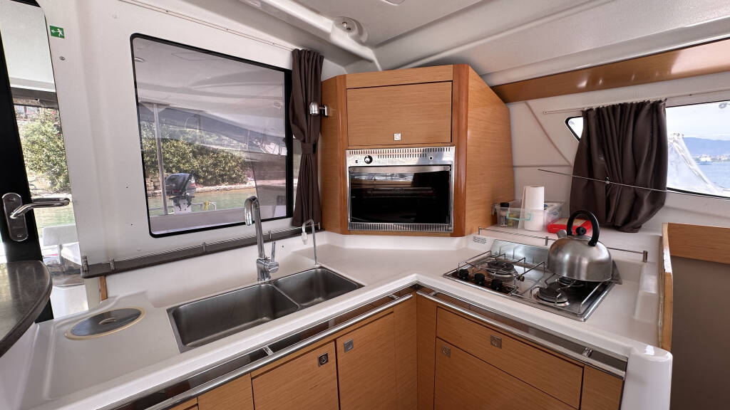 Catamaran Lipari 41 Mirada